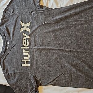 Hurley tshirt